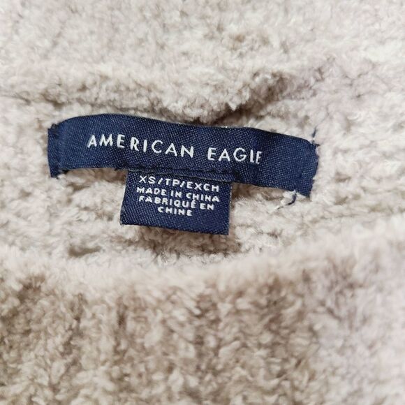 American Eagle Cable Knit Sweater - Picture 3 of 5